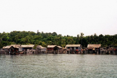 24.-Indonesia.-Pueblo-de-Palafitos-en-Kentar.